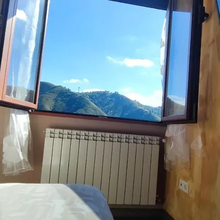 Casas De Aldea Granja Paraíso, Picos De Europa *