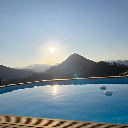 Casas De Aldea Granja Paraíso, Picos De Europa * Onís